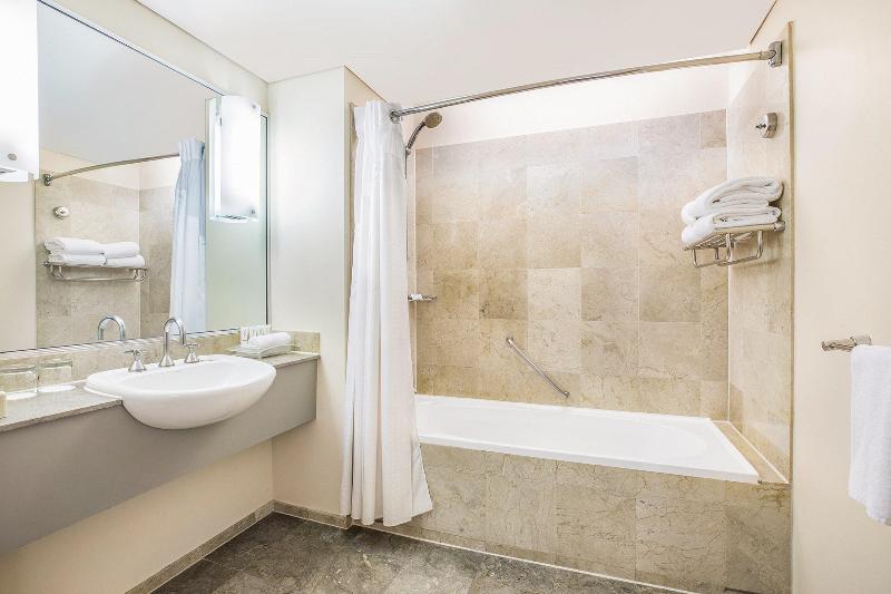 اتاق استاندارد یک نفره, Route Inn Kanazawa Ekimae