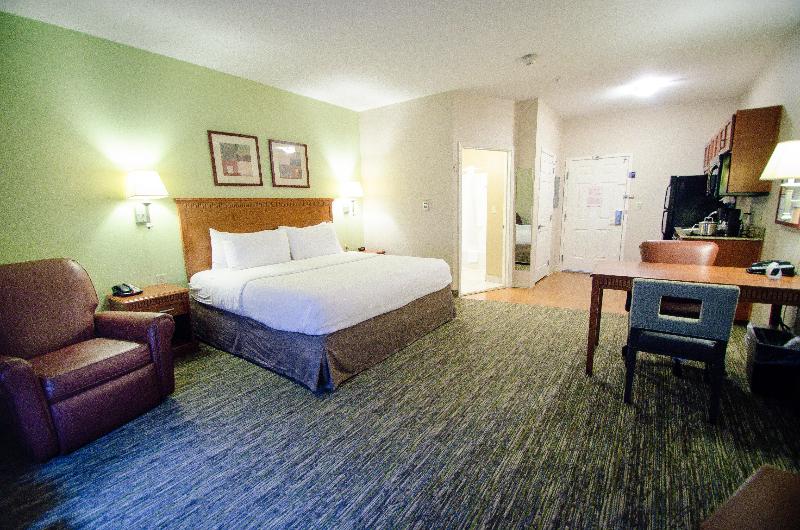 带大床的标准工作室, Candlewood Suites Temple, An Ihg