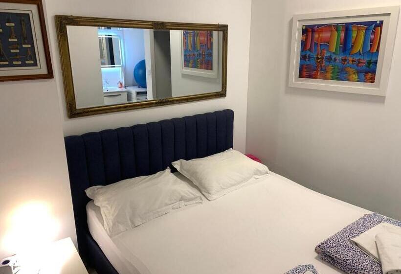 ファミリールーム, Hostel Split