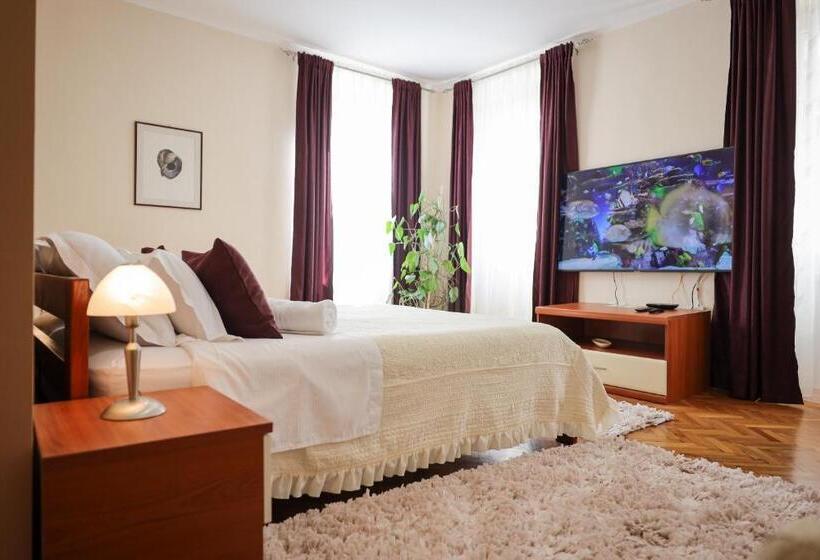 Номер Deluxe, Rooms Goga
