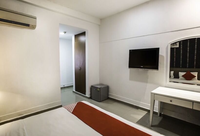 Superior Room, Pegasus
