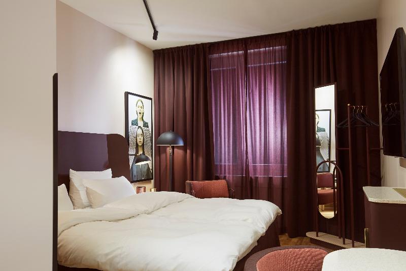 اتاق لوکس, Royal Tulip Almaty