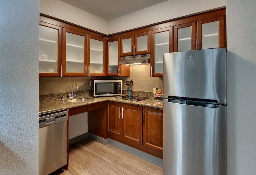 Люкс Адаптированный для Инвалидов, Staybridge Suites Missoula, An Ihg