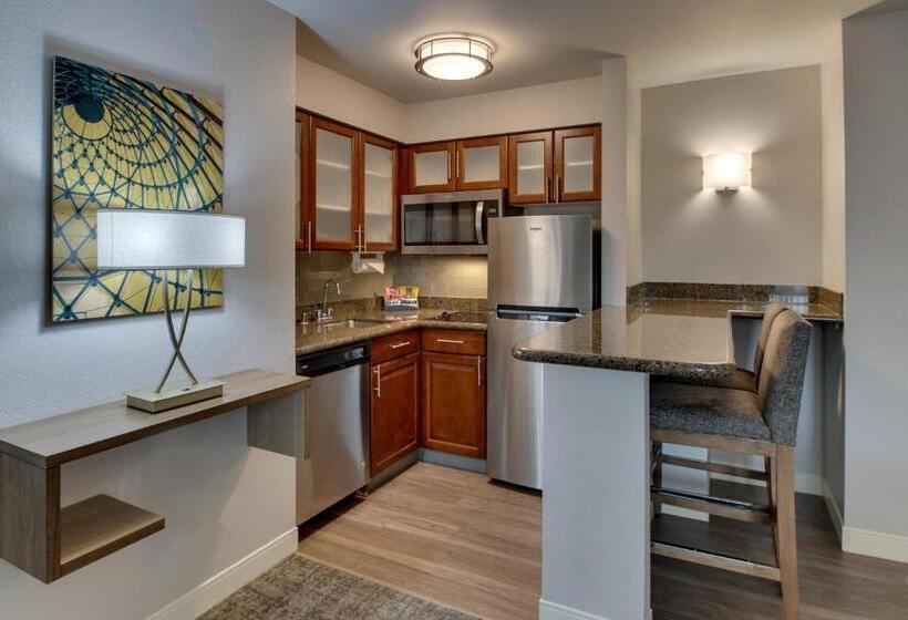 Люкс 2 Спальни, Staybridge Suites Missoula, An Ihg