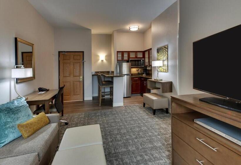 Люкс Кровать Кинг, Staybridge Suites Missoula, An Ihg