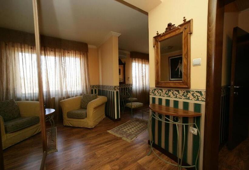סוויטת ג'וניור, Garni Hotel Garson Lux Ns