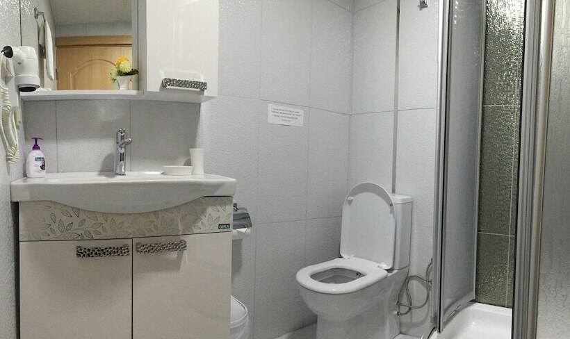 Standard Triple Room, Marmara Guesthouse