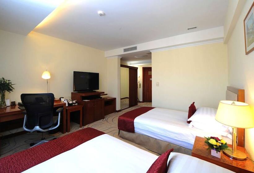 اتاق سوپریور, Kempinski Hotel Khan Palace