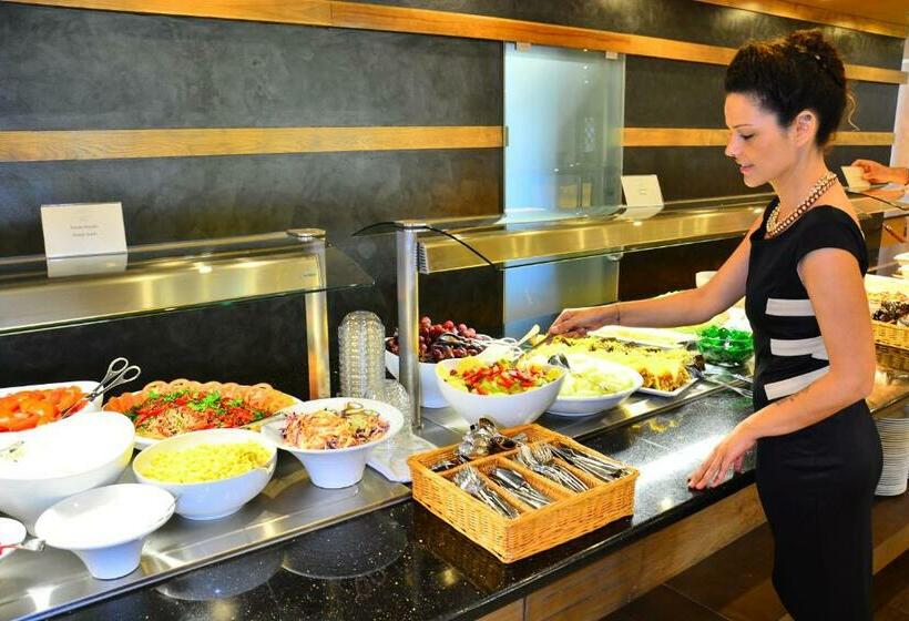 풀장 전망 스위트, Albufeira Sol Hotel & Spa