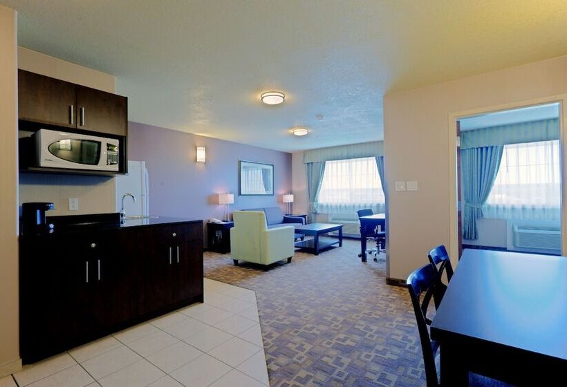 Люкс, Holiday Inn Express And Suites Dawson Creek, An Ihg