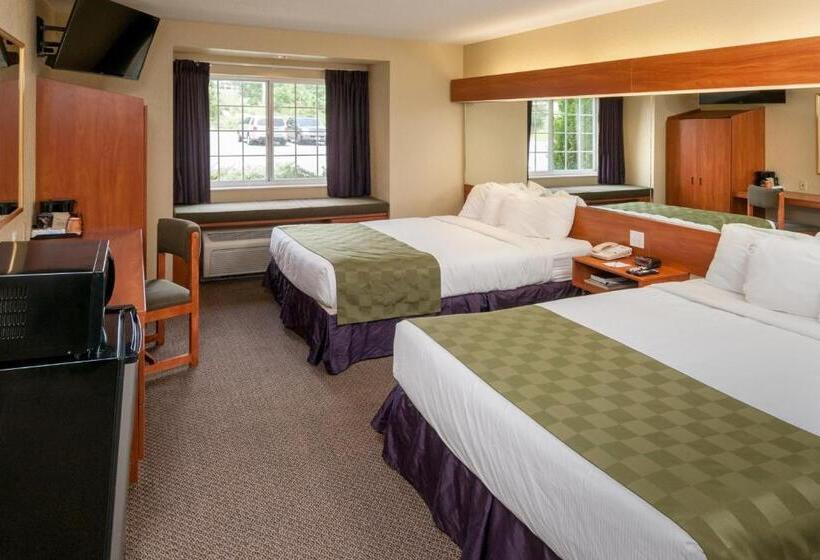 장애인용 디럭스룸, Microtel Inn & Suites Beckley East