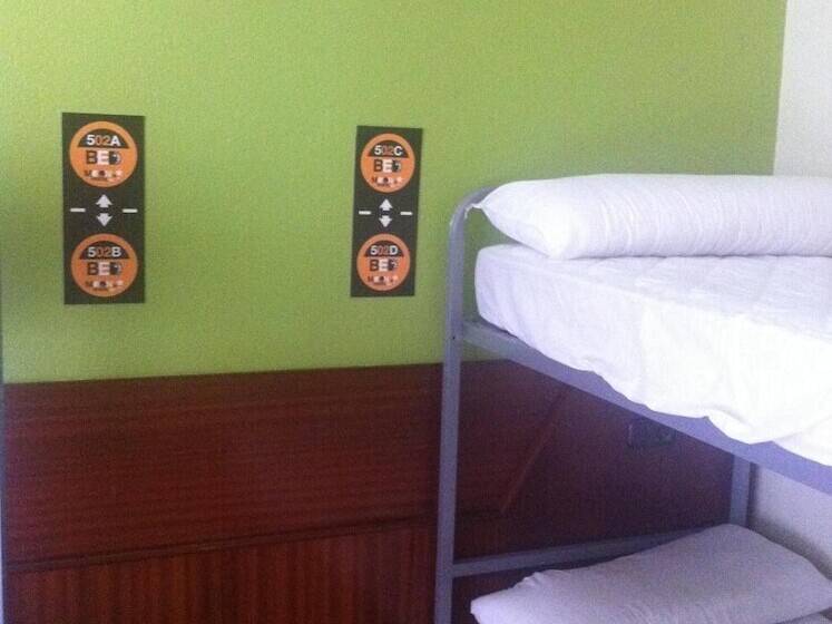 اتاق استاندارد, Moon Hostel Bio