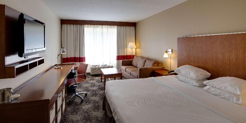 اتاق استاندارد با تخت بزرگ, Doubletree By Hilton Raleigh Cary