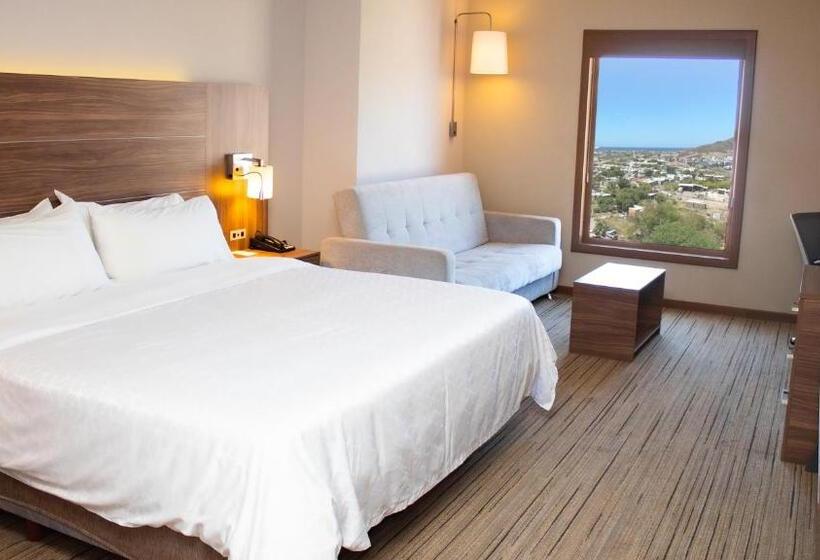 سوئیت پنت هاوس, Holiday Inn Express Guaymas, An Ihg