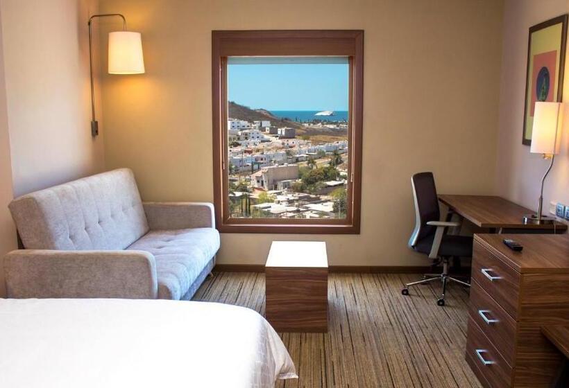 سوئیت پنت هاوس, Holiday Inn Express Guaymas, An Ihg