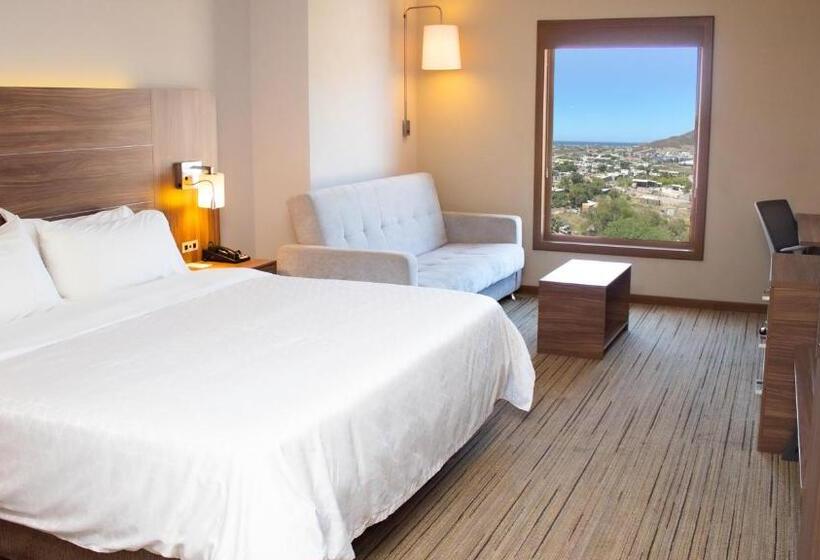 سوئیت پنت هاوس, Holiday Inn Express Guaymas, An Ihg