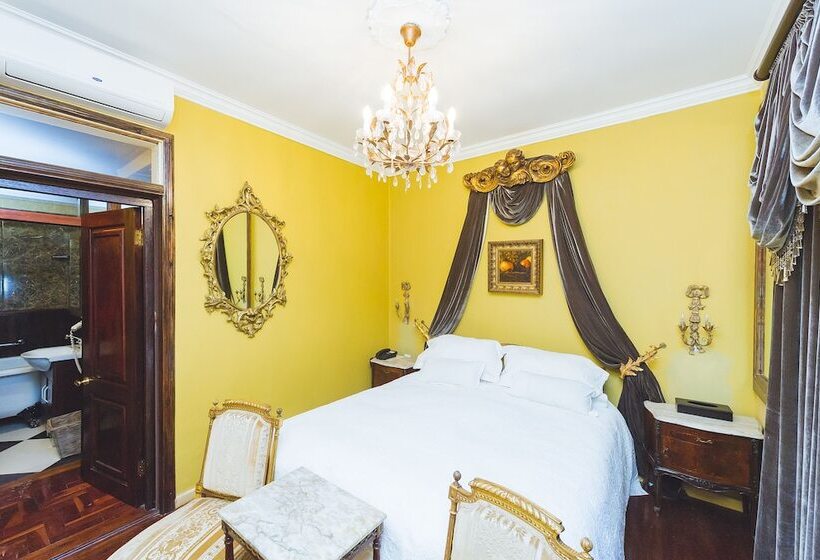 Номер Стандарт, Illyria House