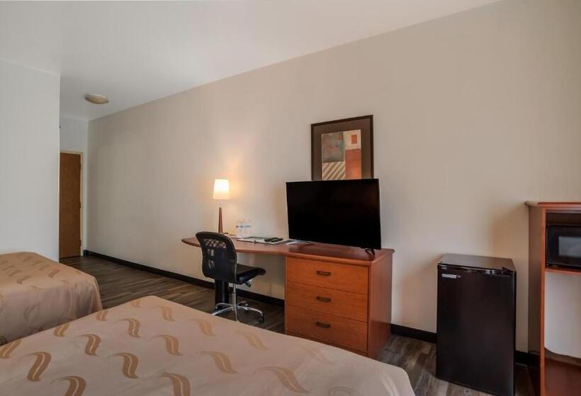 Стандартный Номер Нижний Этаж, Quality Inn & Suites Chambersburg