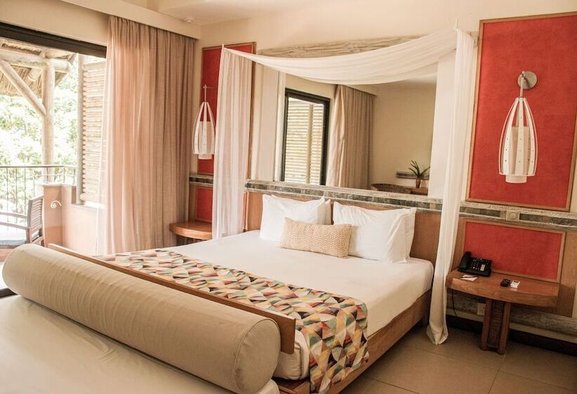 اتاق لوکس با چشم‌انداز دریا, Tamarina Golf & Spa Boutique