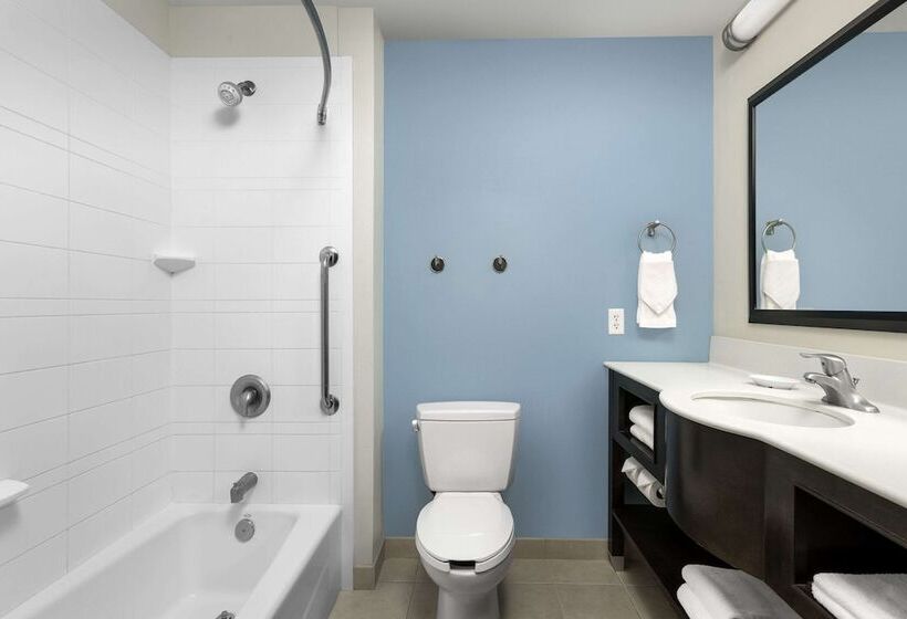 스위트, Comfort Suites Lake City