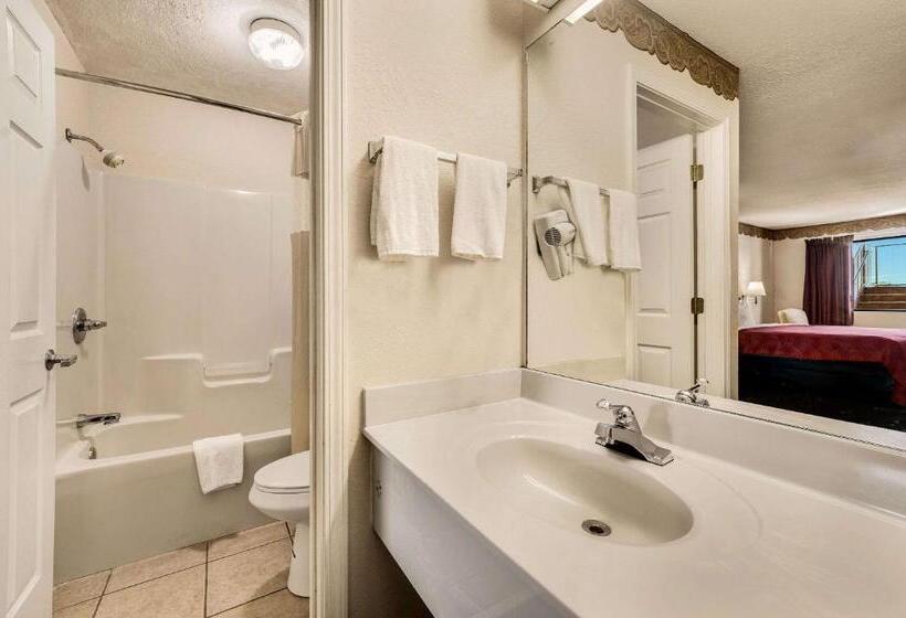 Номер Стандарт, Rodeway Inn