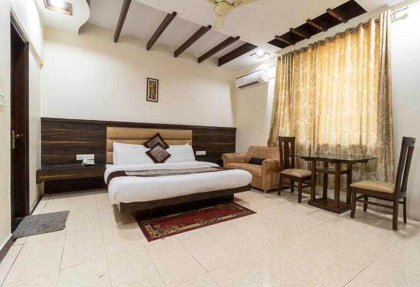 غرفة ديلوكس, Baba Deluxe At New Delhi Railway Station  By Rcg Hotels