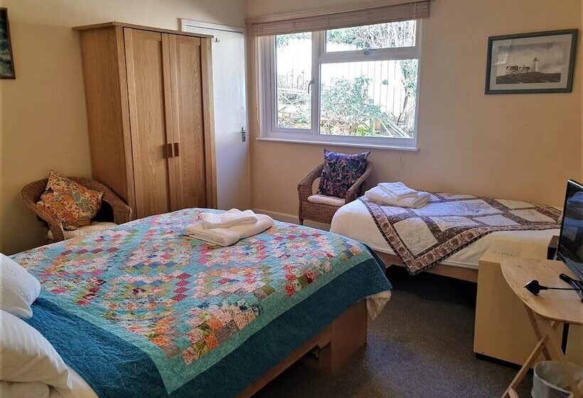 Номер Стандарт Трехместный, Avoncourt Lodge