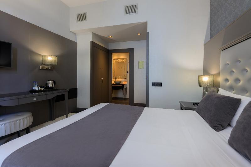 Номер Стандарт, Ciutadella Barcelona