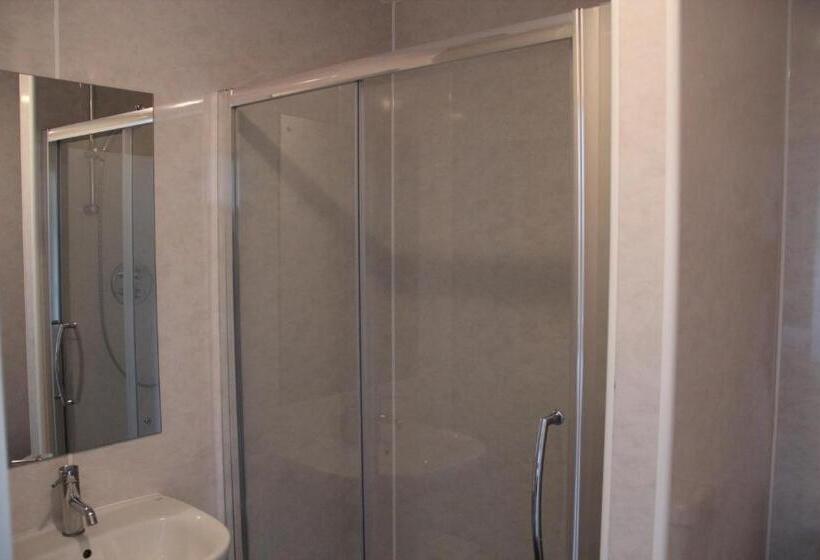 اتاق استاندارد یک نفره, Stockwood Hotel   Luton Airport