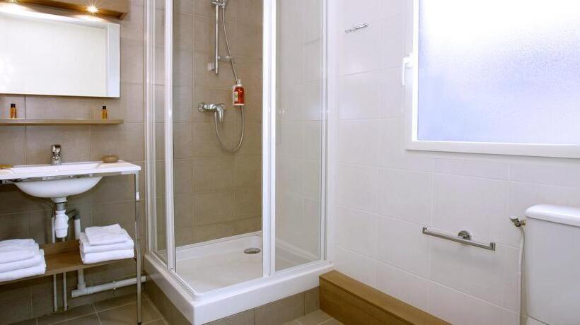 استودیوی استاندارد, Terres De France   Appart Hotel Quimper Bretagne