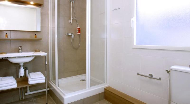 استودیوی استاندارد, Terres De France   Appart Hotel Quimper Bretagne