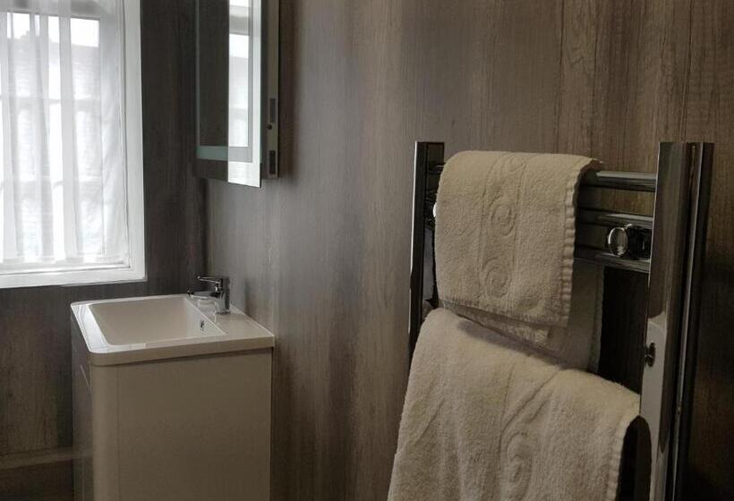 Номер Стандарт Трехместный, Fairlawn House