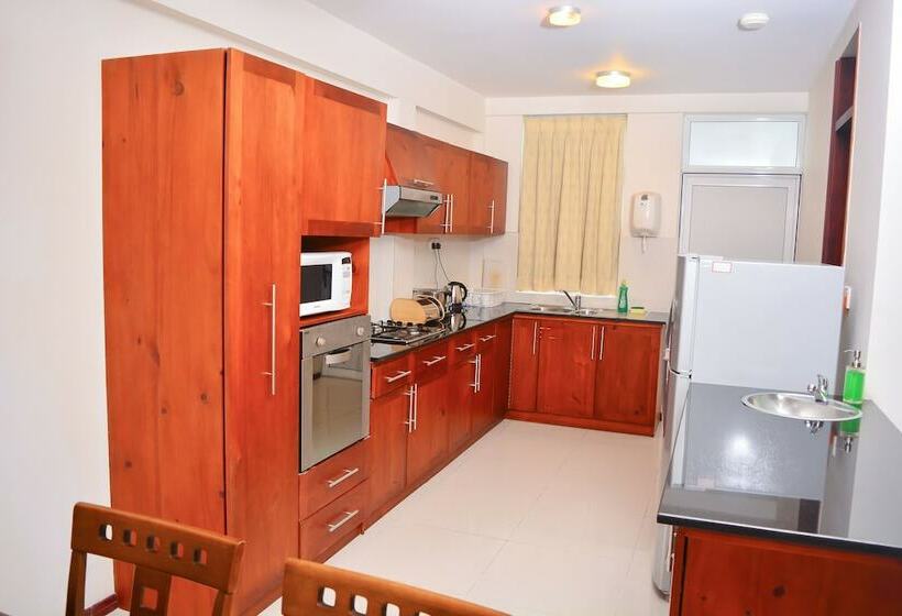 Люкс Повышенной Комфортности, Unique Towers Luxury Boutique Suites