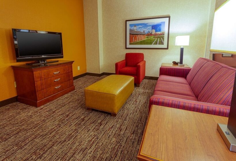 Suite, Drury Inn & Suites Indianapolis Northeast