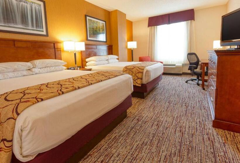 Standardzimmer (behindertengerecht), Drury Inn & Suites Indianapolis Northeast