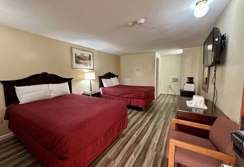 Номер Стандарт 2 Двуспальные Кровати, Red Carpet Inn Pulaski