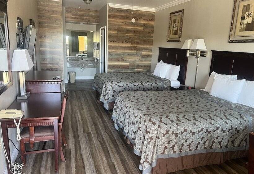 Номер Deluxe, Rodeo Lodge