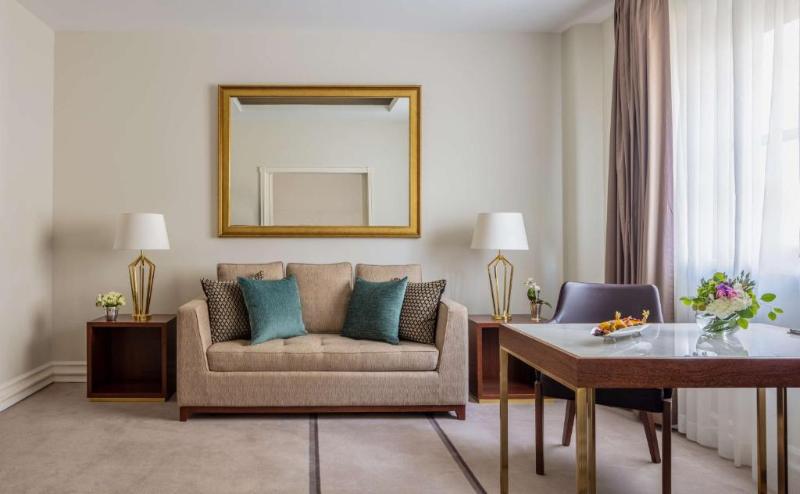 استودیوی استاندارد, Extended Suites