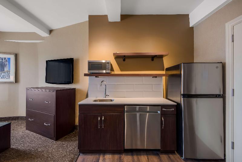 Люкс Кровать Кинг, Best Western Syracuse Downtown Hotel And Suites