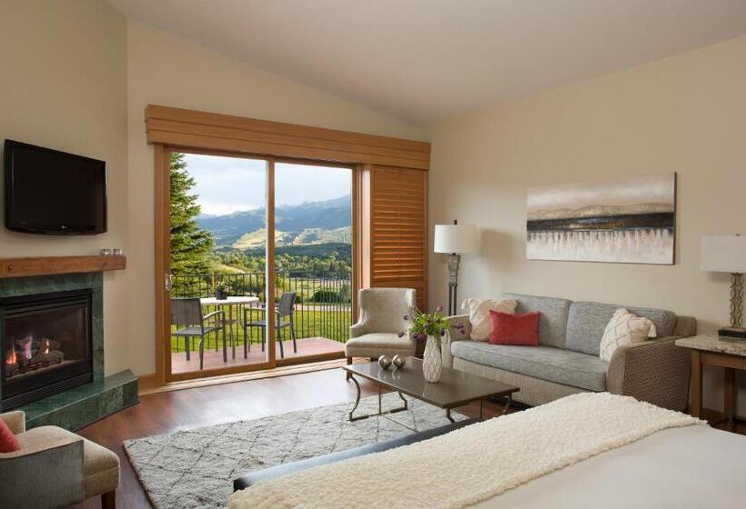 プレミアムルーム, Garden Of The Gods Resort & Club