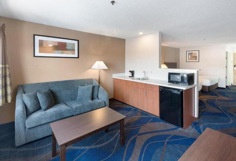 سوییت سوپریور, Red Lion Inn & Suites Kennewick Tri Cities