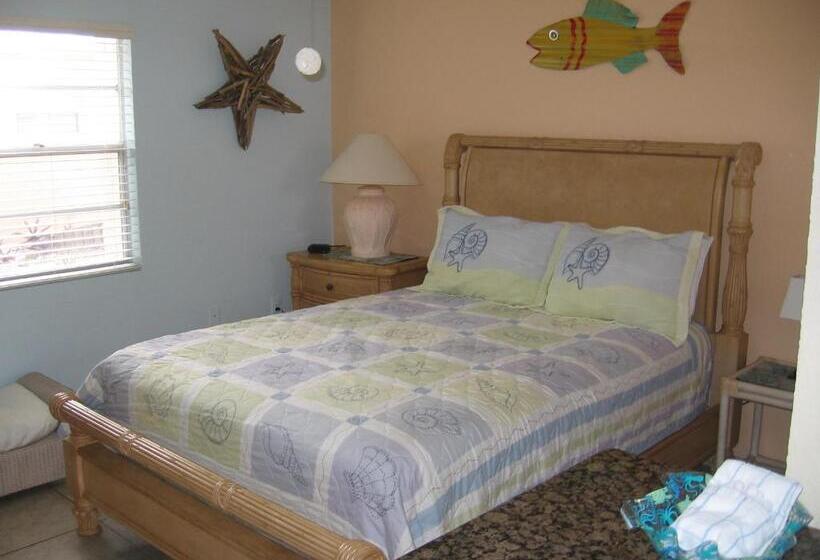 Студия Стандарт, A Beach Retreat On Casey Key
