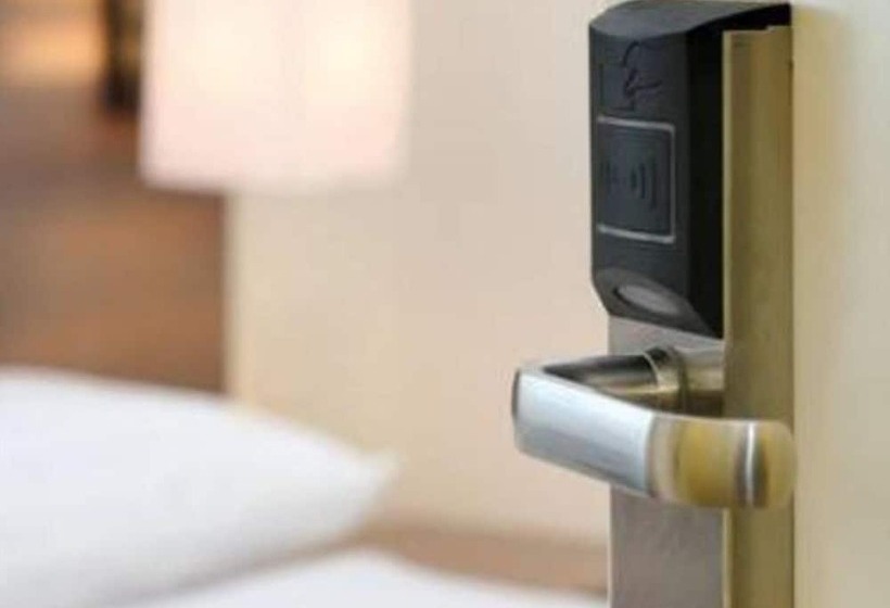 Номер Стандарт, Tune Hotels   1 Borneo, Kota Kinabalu