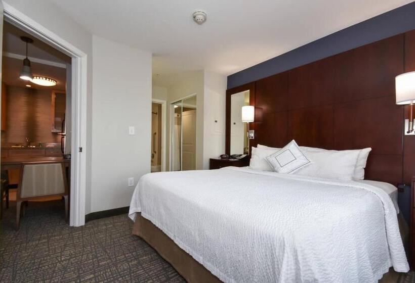 Люкс 2 Спальни, Residence Inn Charlotte Concord
