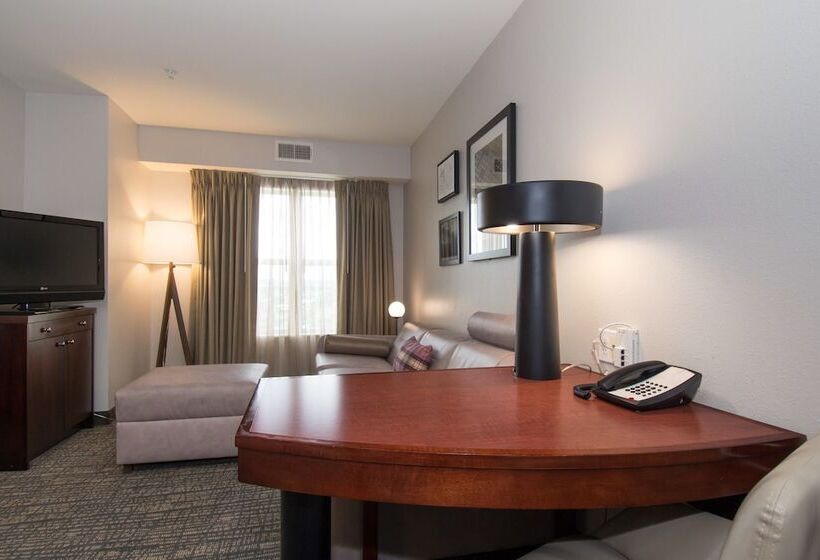 Люкс, Residence Inn Charlotte Concord