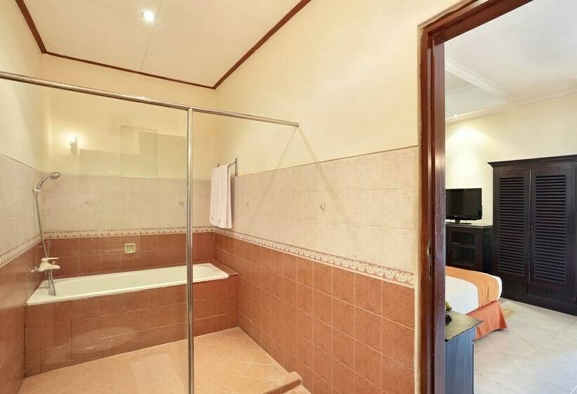 Номер Deluxe, The Batu Belig Hotel & Spa
