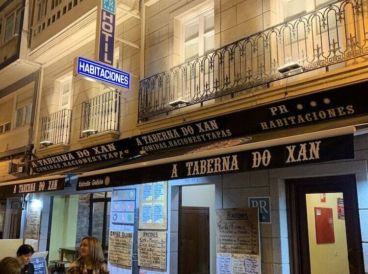 스탠다드 트리플 룸, Hostal Hotil Coruña Centro