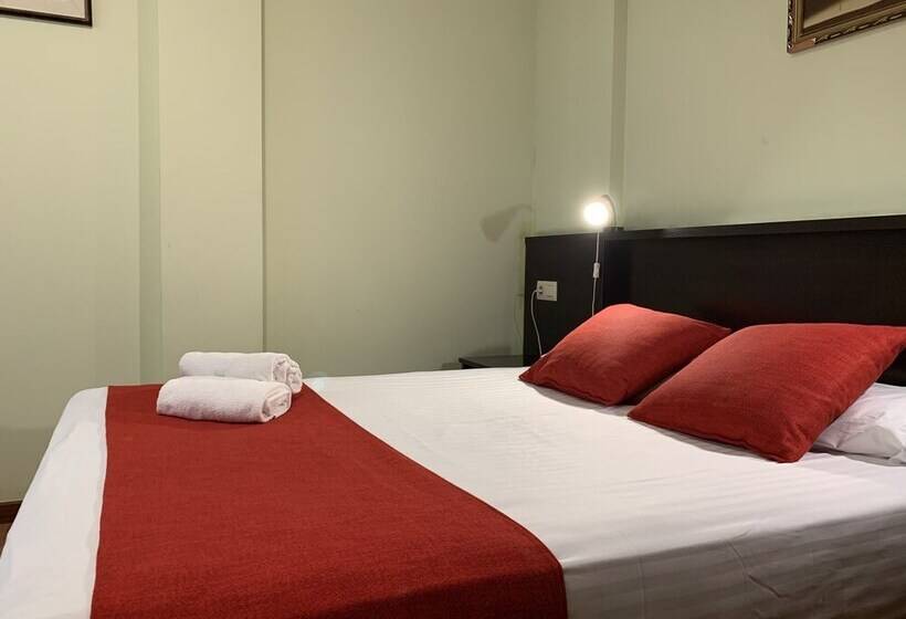 디럭스 룸, Hostal Hotil Coruña Centro