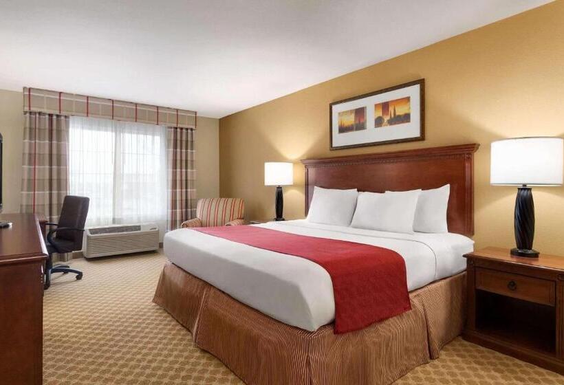 חדר סטנדרט עם מיטת קינג, Country Inn & Suites By Radisson St. Peters Mo