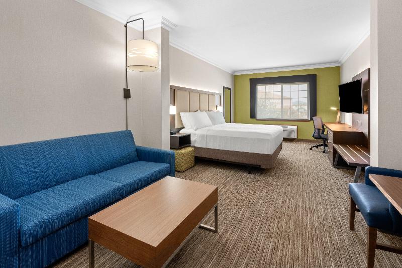 Люкс Кровать Кинг, Holiday Inn Express & Suites Klamath Falls Central, An Ihg